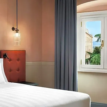 Sina Brufani Hotel 5*